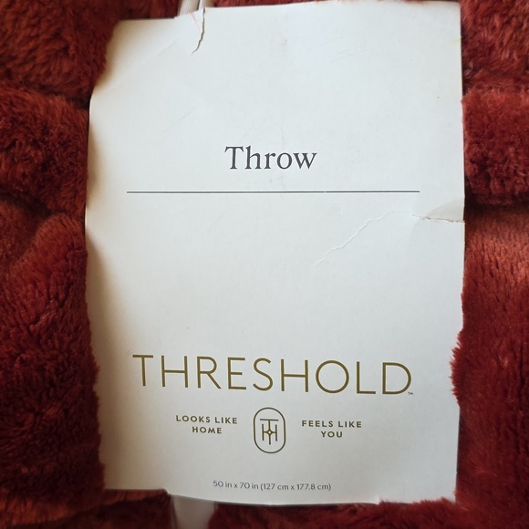 Target Threshold Throw Rust Color - Picture 2 of 5